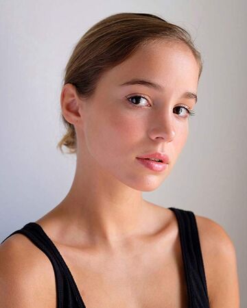 Ava Alba